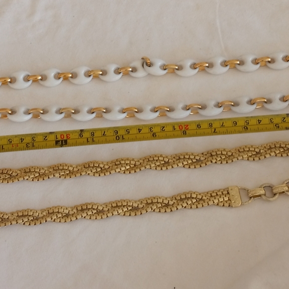 ×2 Faux Chain Belts Etc.Both 1-1/2 Foot Long Closed Clasp.! Stunning Costume..! - Picture 3 of 3